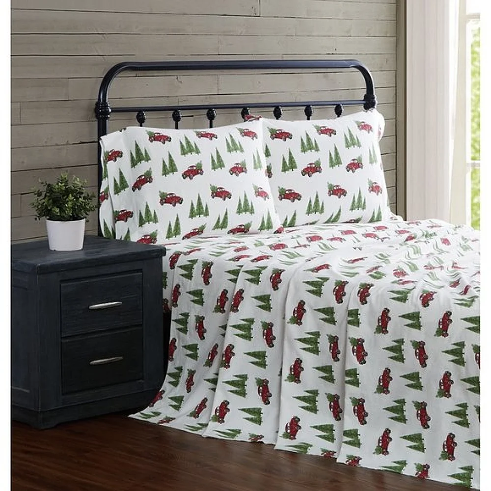 London Fog Turkish Flannel QUEEN Flat Sheet Vintage Christmas Farmhouse Trucks